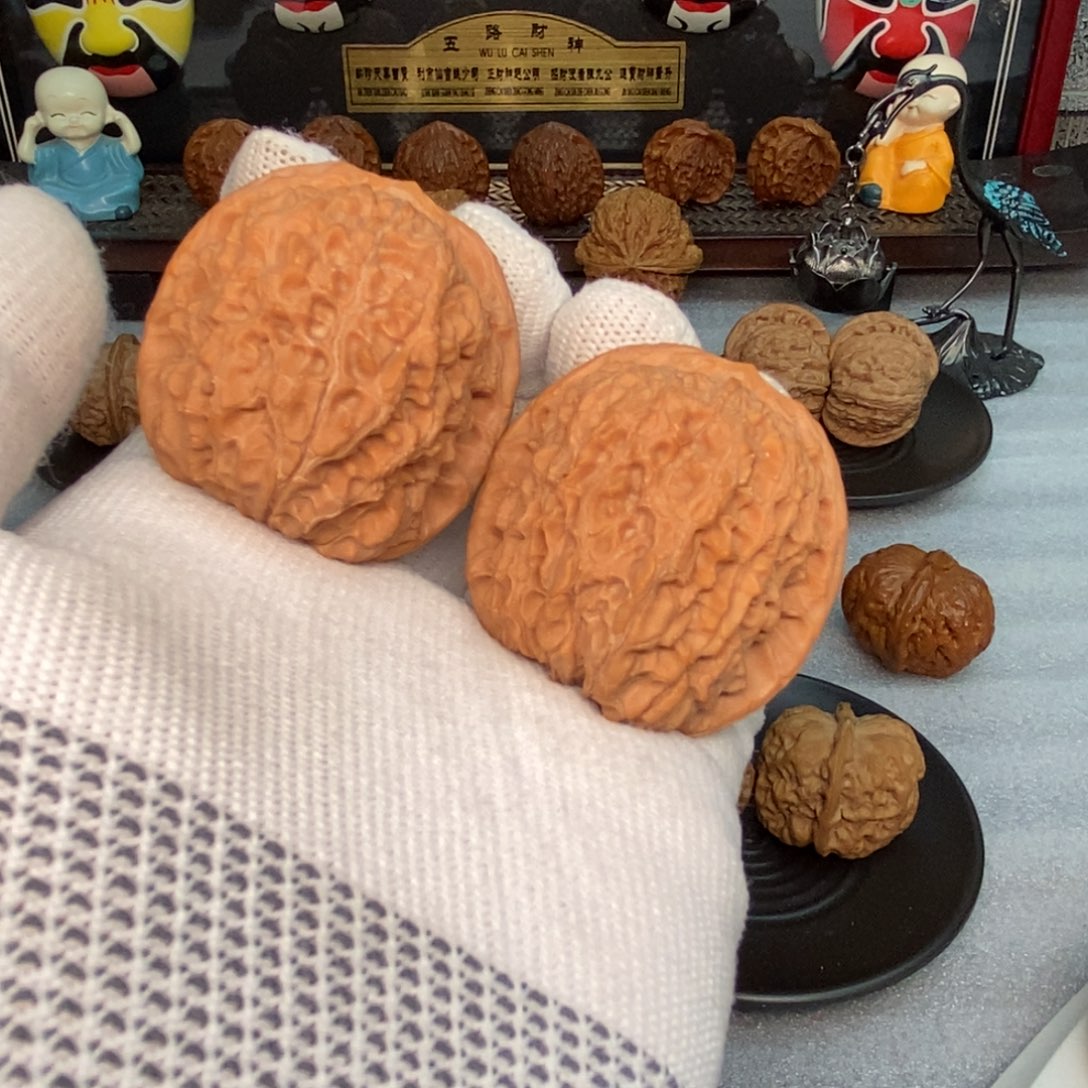 文玩核桃吊坠冯*?血麒麟40