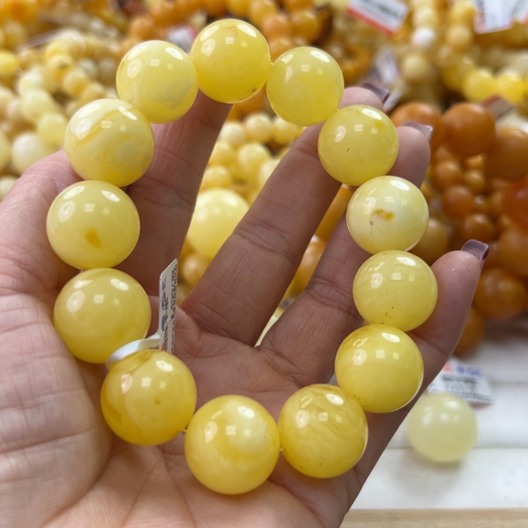 琥珀珠宝奇石未镶嵌