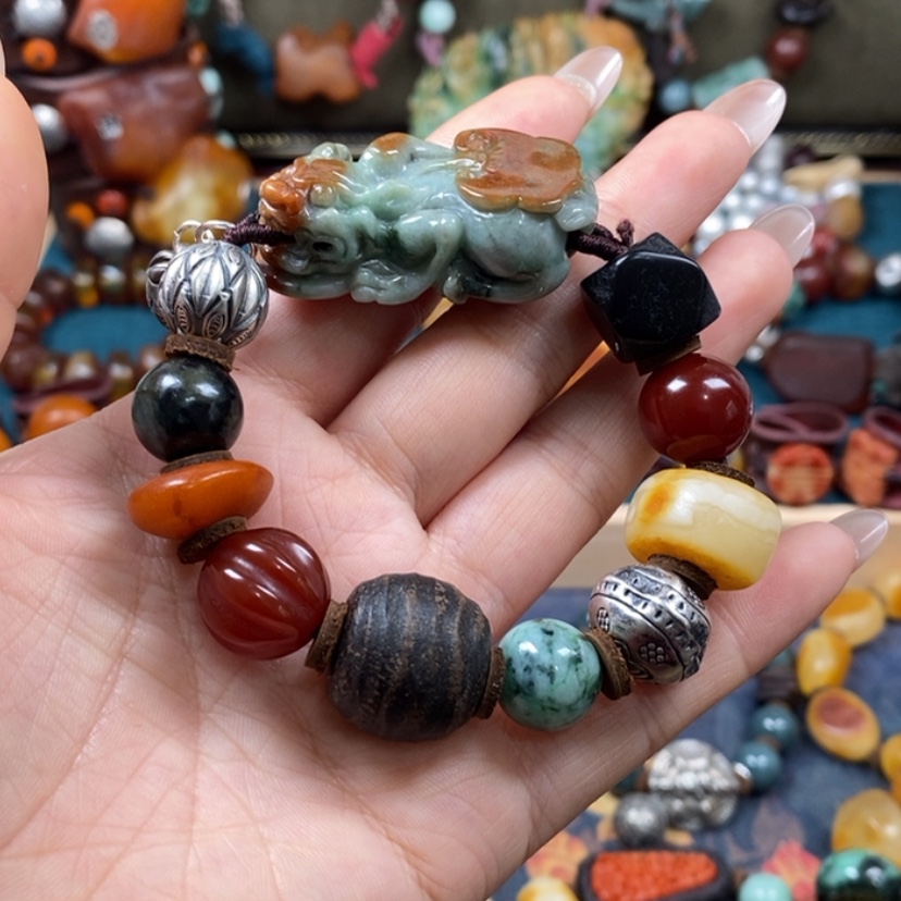 【闪购商品】翡翠手链未镶嵌?****手链