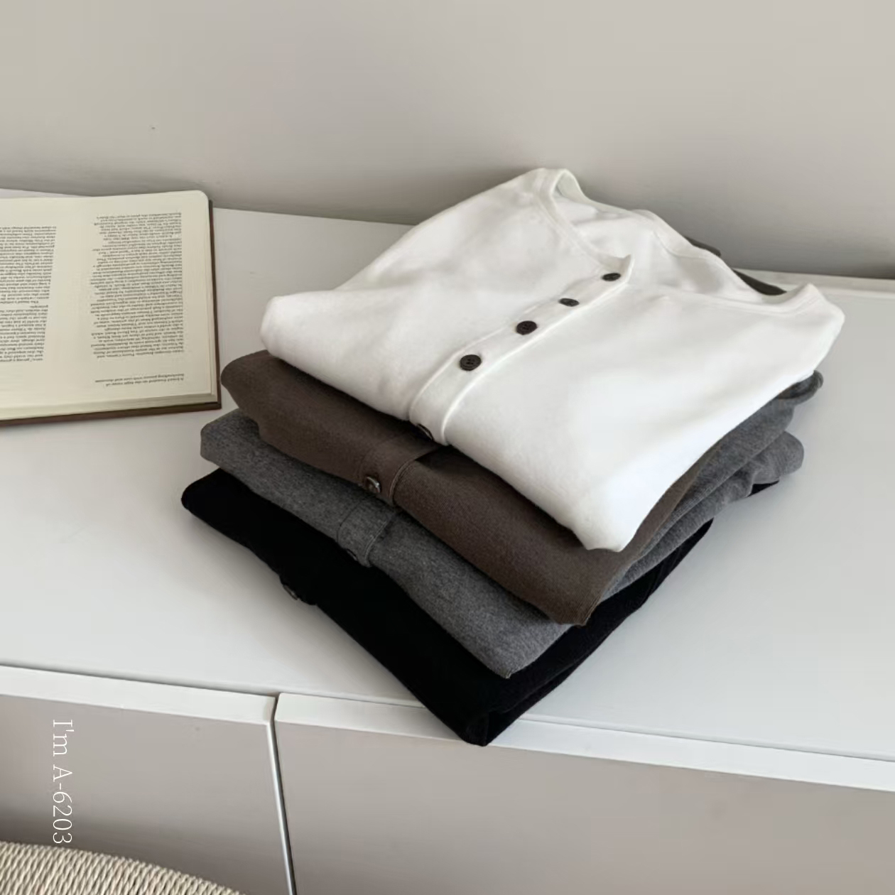 轻裸奶皮慕斯小开衫A6203