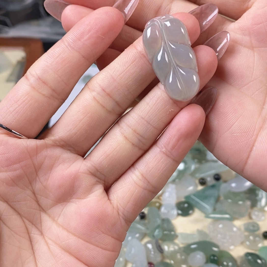 翡翠未镶嵌挂件翡翠