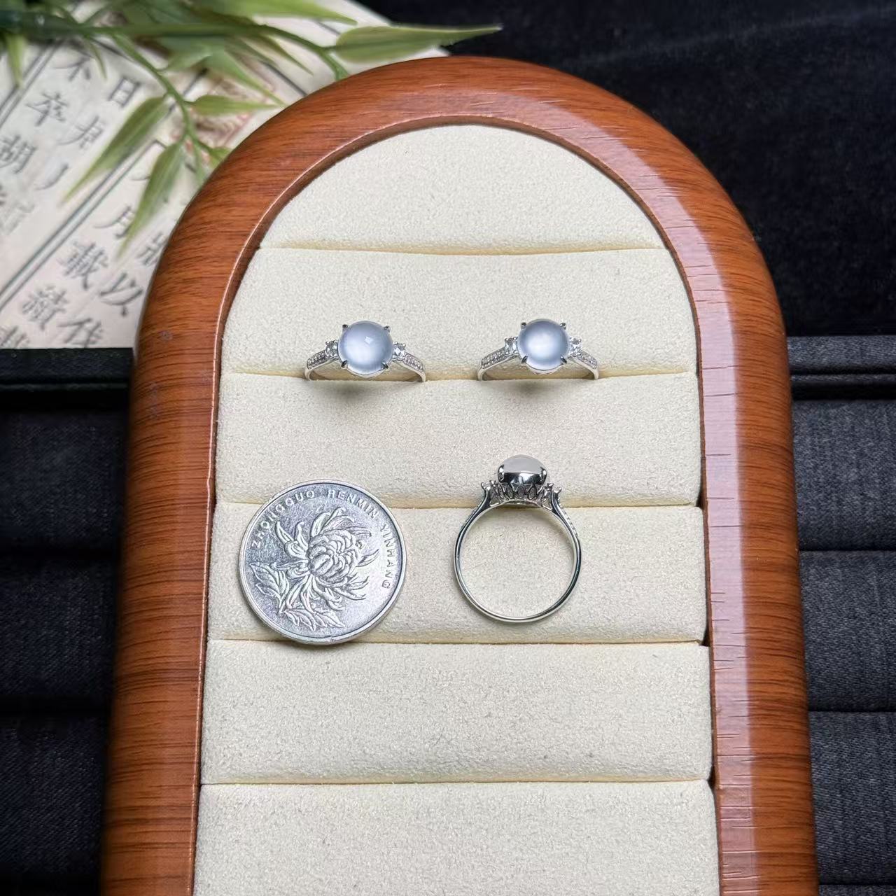 思懿珠宝   18k翡翠戒指-9800-1-XMG-多样性发一