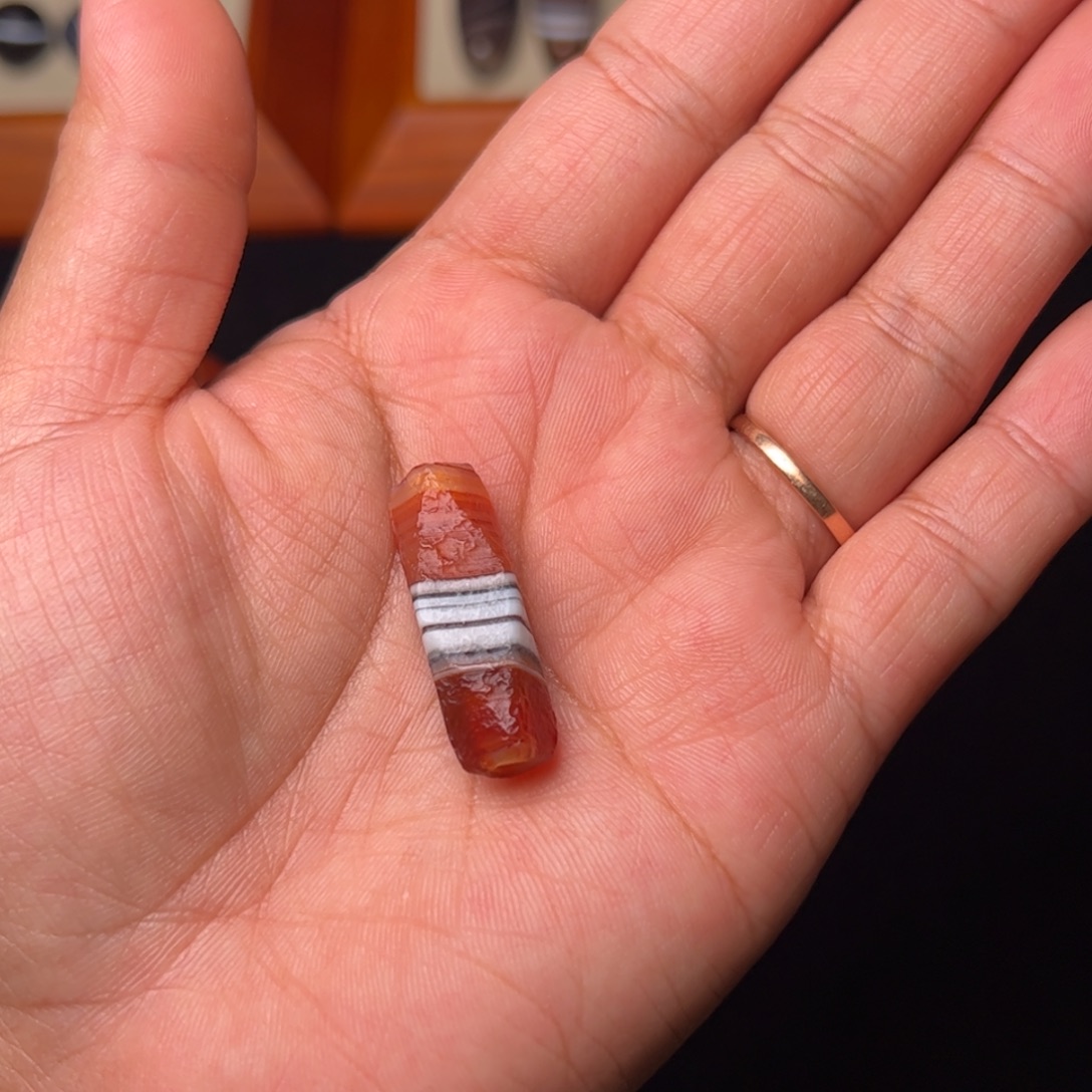 龙***装玛瑙/玉髓未镶嵌配饰