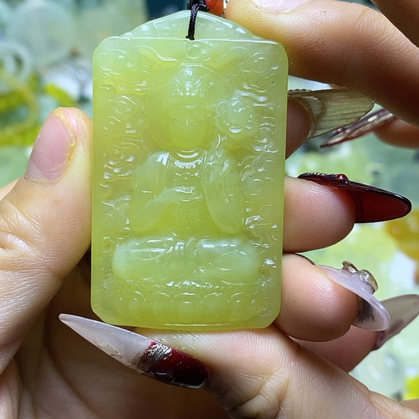 【闪购商品】蛇纹石玉颈饰未镶嵌