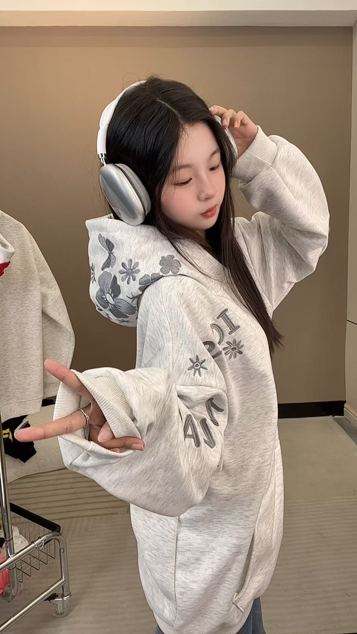  IOSRNSE美式秋冬帽子花卉刺绣连帽卫衣宽松潮流百搭休闲帽衫