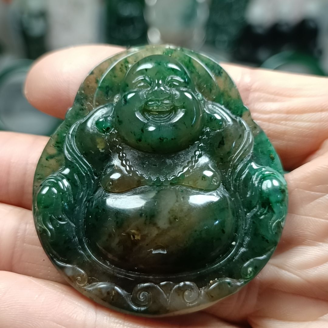 独山玉未镶嵌佛公