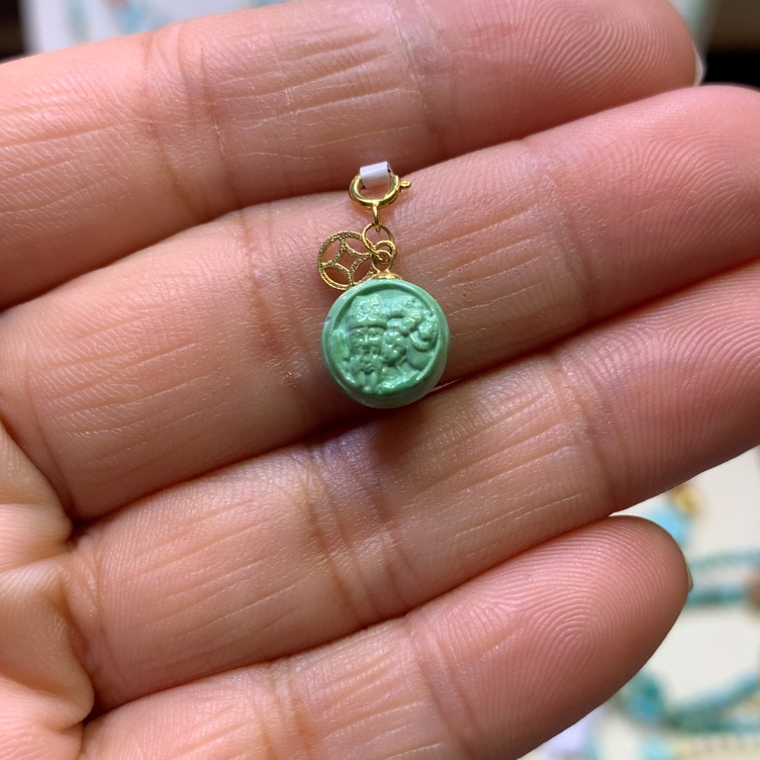 绿松石18K金镶嵌挂件