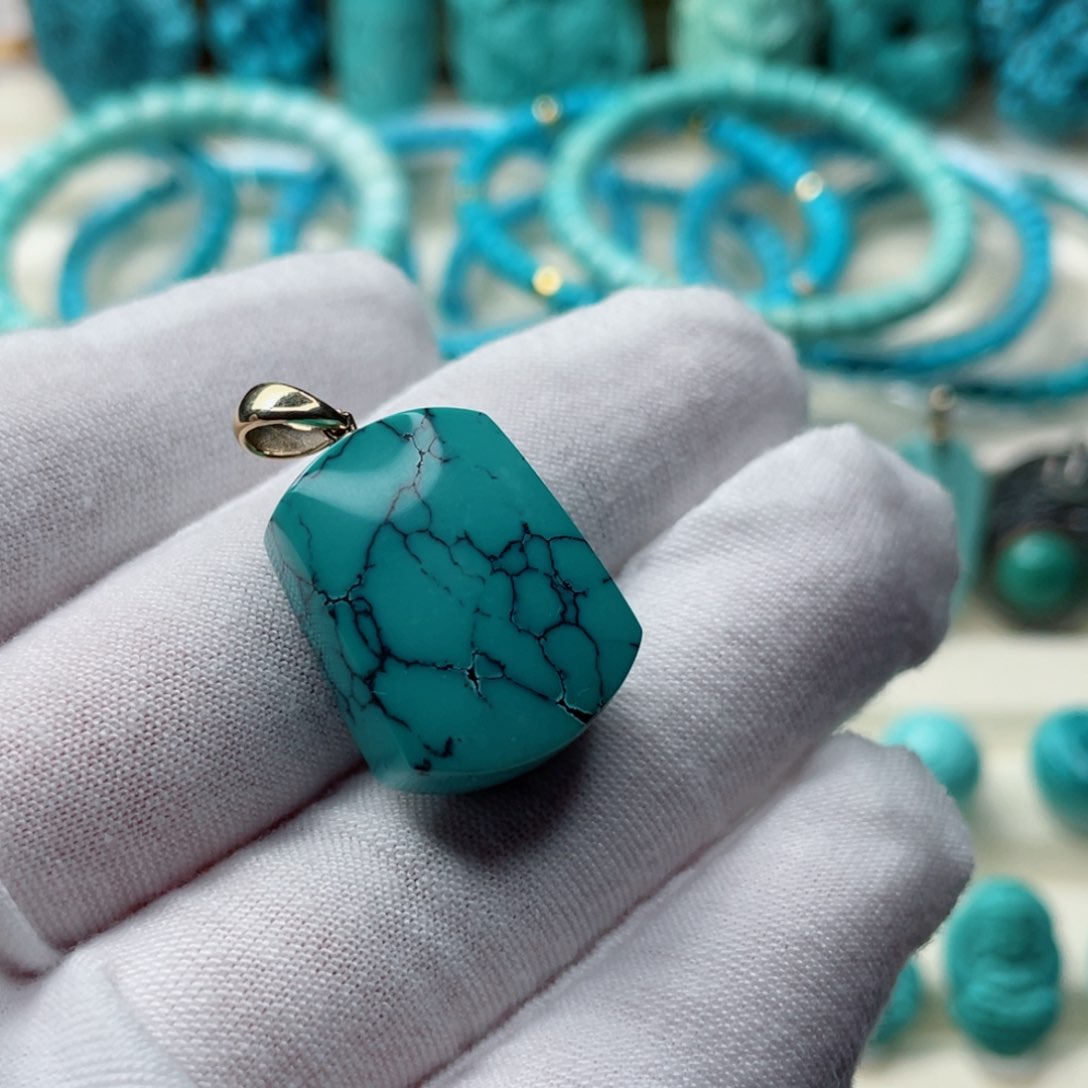 未镶嵌绿松石珠宝奇石