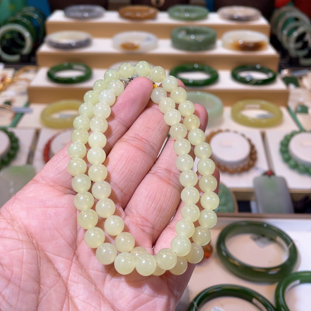 和田玉高品黄口女神链卡8未镶嵌