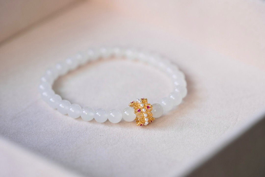 设计款羊脂白玉手串