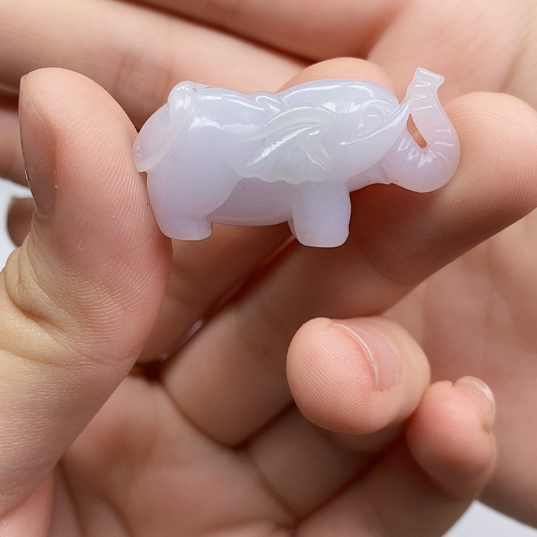 颈饰未镶嵌翡翠翡翠A货