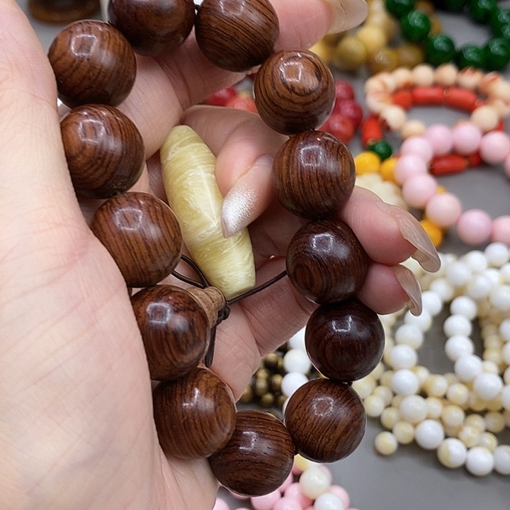 大果紫檀（缅甸花梨）社会珠