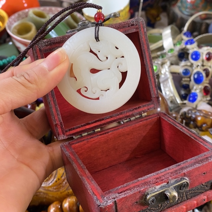 宫廷影视老旧工艺摆件