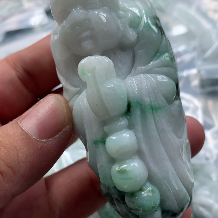 翡翠未镶嵌颈饰保真天然a货翡翠