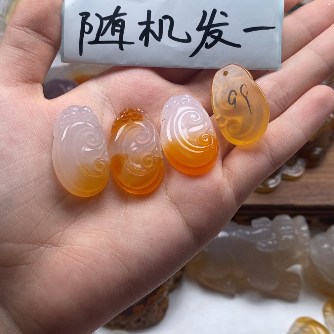 玛瑙/玉髓未镶嵌颈饰