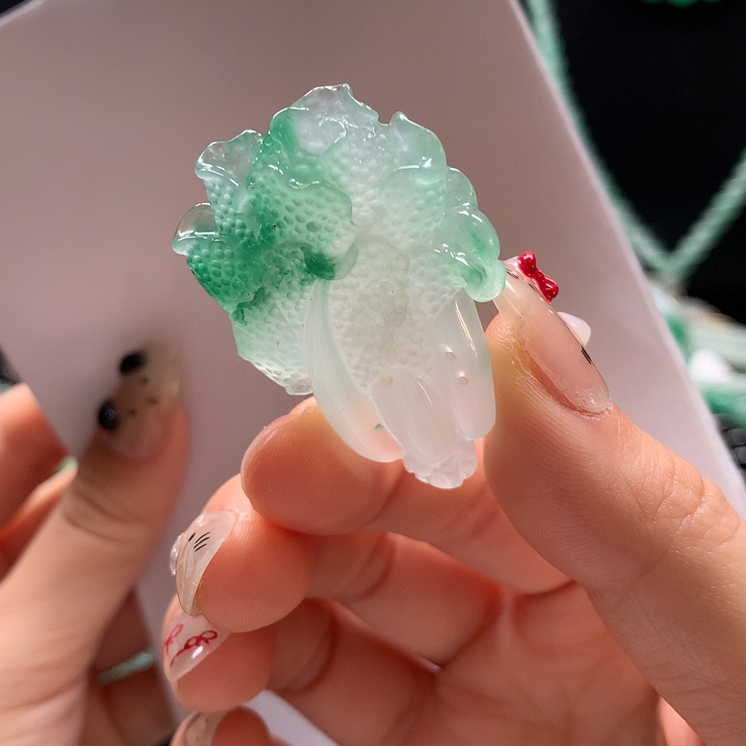 石英质玉未镶嵌吊坠