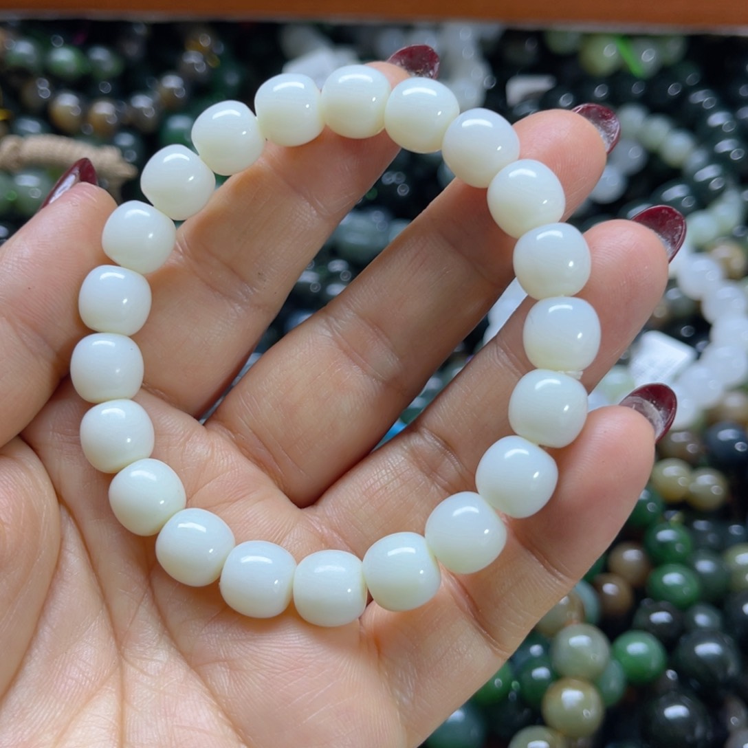 未镶嵌手串和田玉