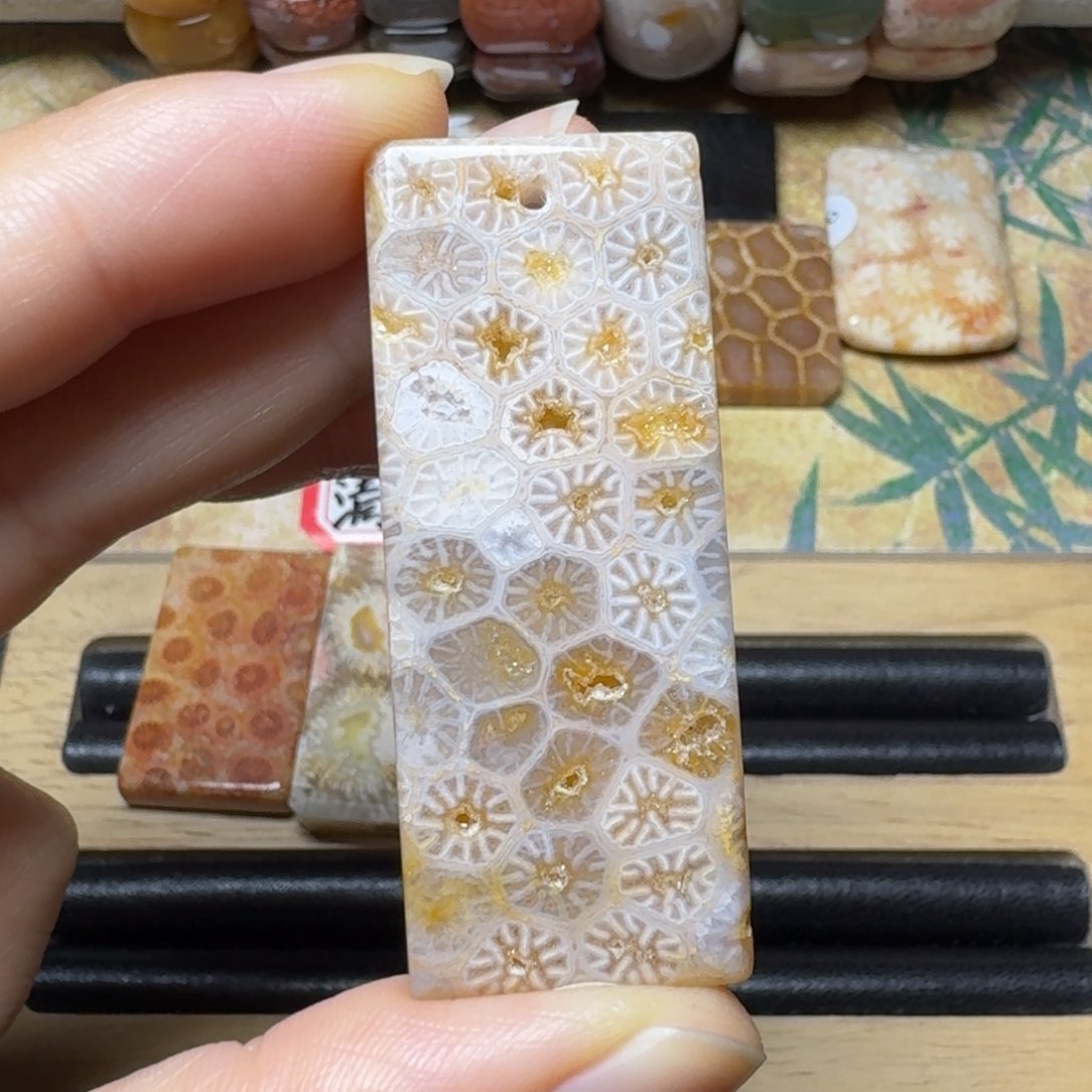 硅化玉未镶嵌闪闪的糖粉玻璃花