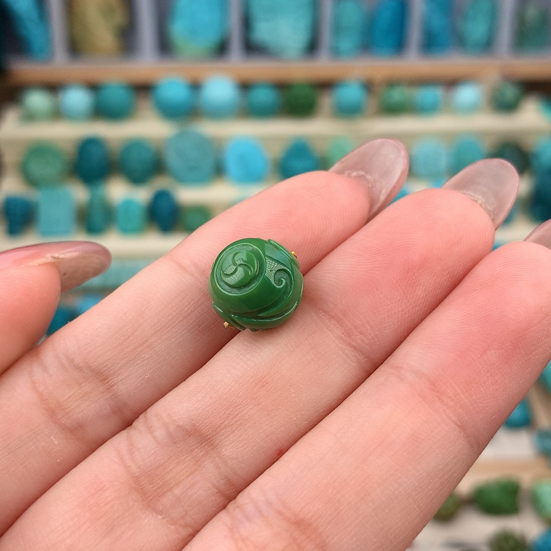 未镶嵌绿松石珠宝奇石