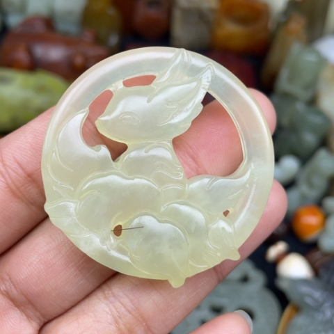 蛇纹石玉未镶嵌颈饰37