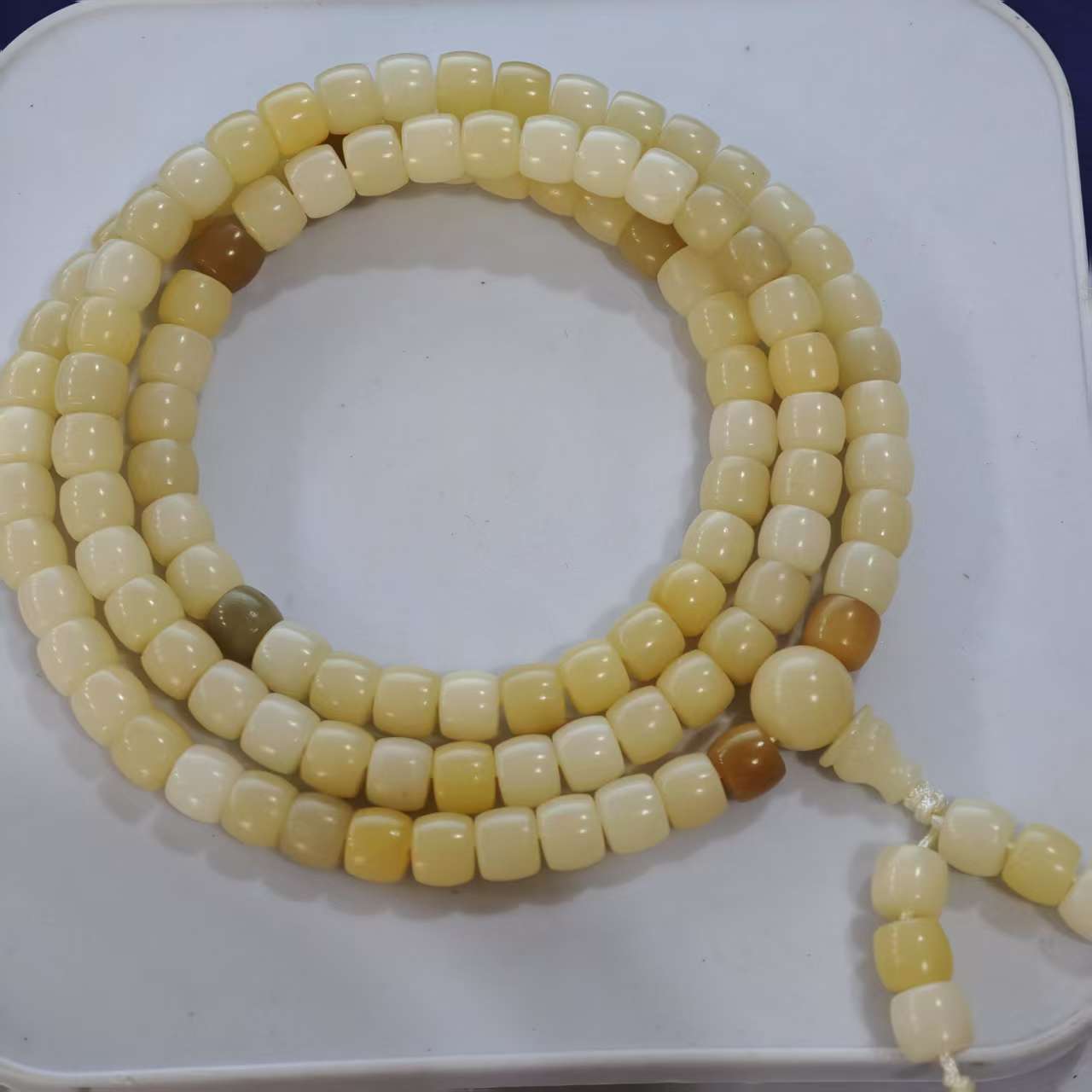 P241 菩提0.8cm多圈手串