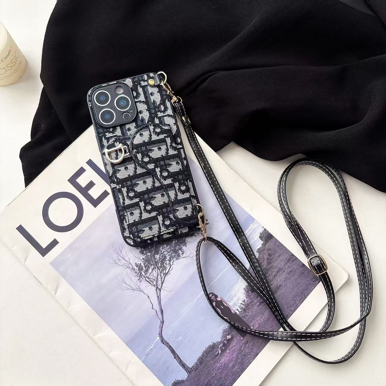 布艺刺绣斜挎卡包手机壳全包女款适用苹果17promax华为mate60pro