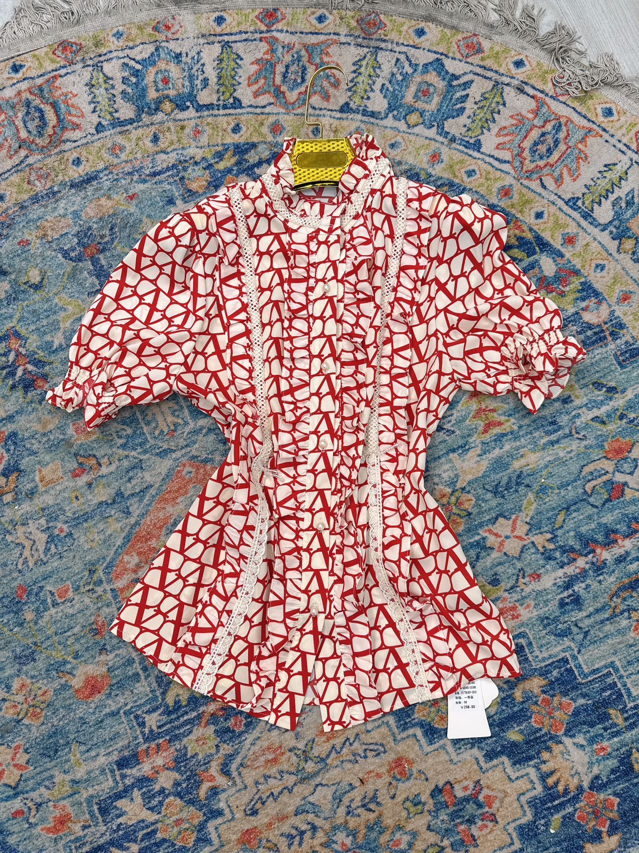 黑红花花白塔衬衫 碎花 时尚 潮流