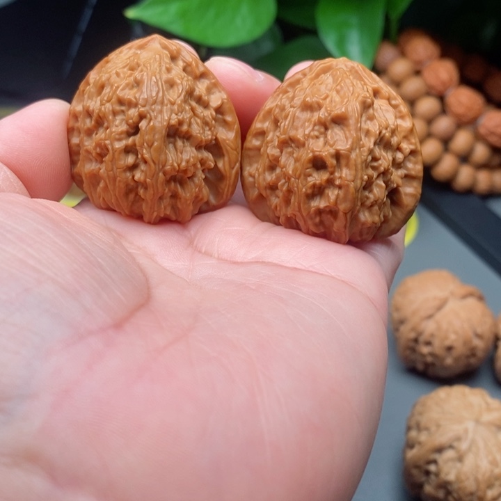 吊坠文玩核桃三角白