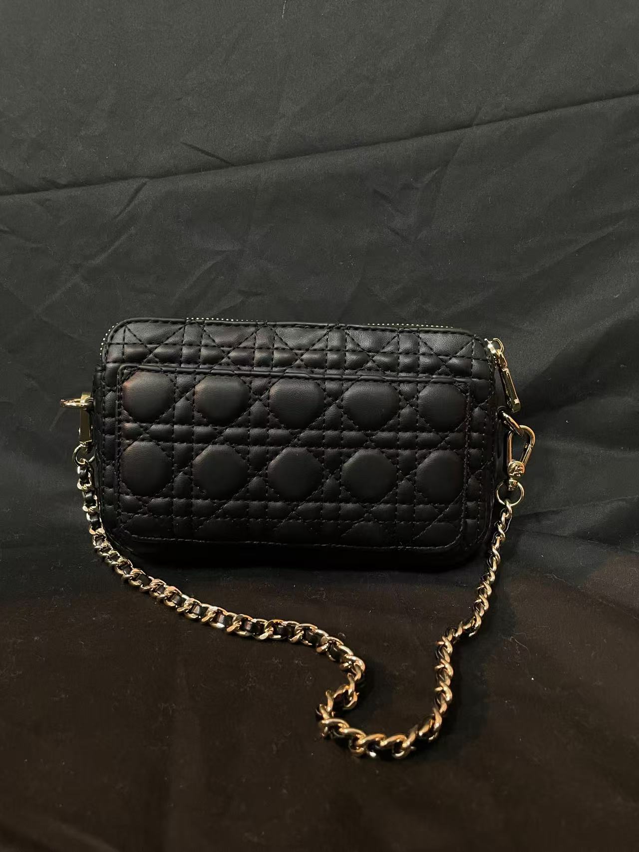 LQ-WITH-QUEEN真皮女包3格盖子黑色