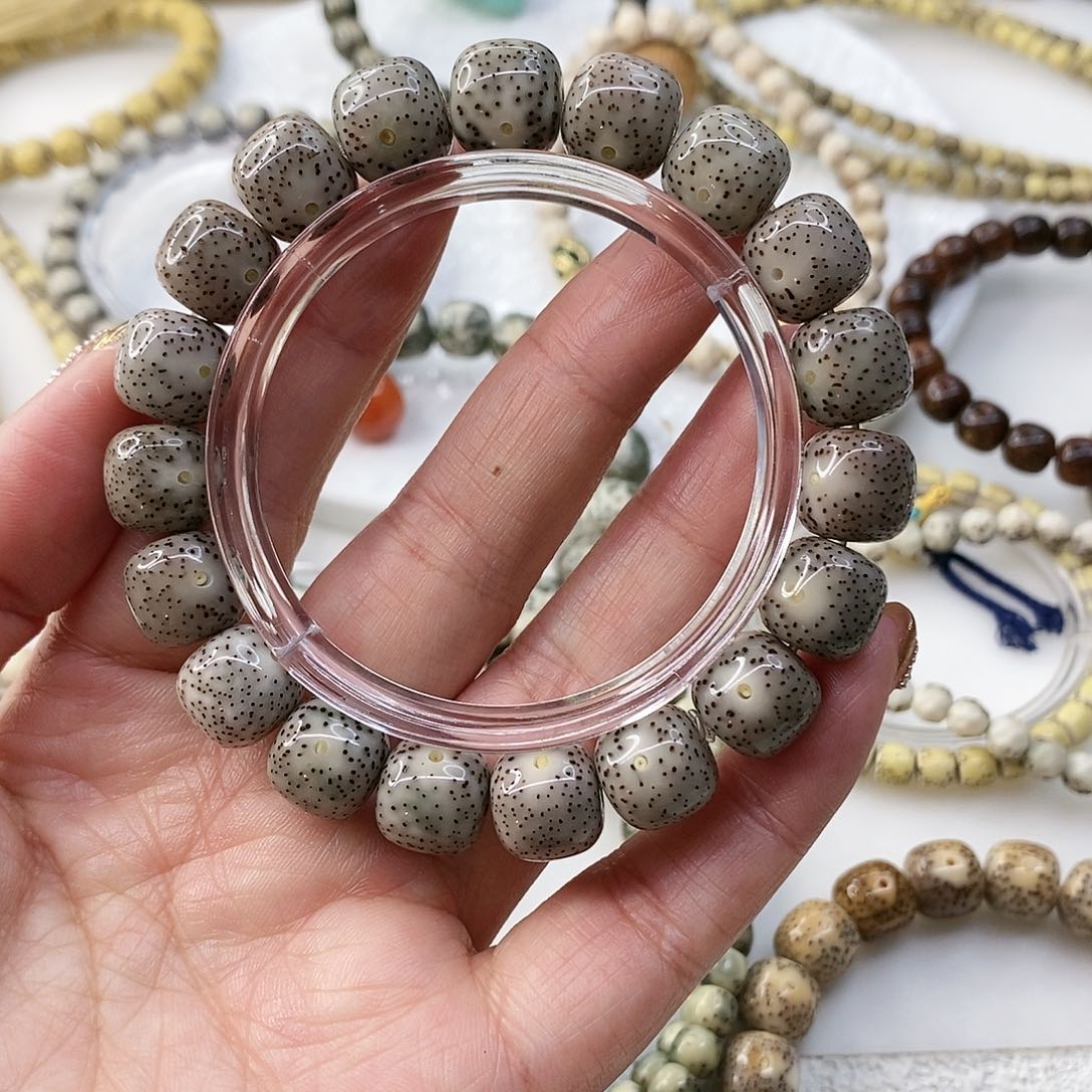 星月菩提手串马*卡12灰冰细星