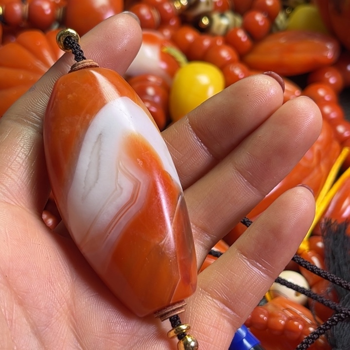 颈饰琉璃快****9琉璃……….