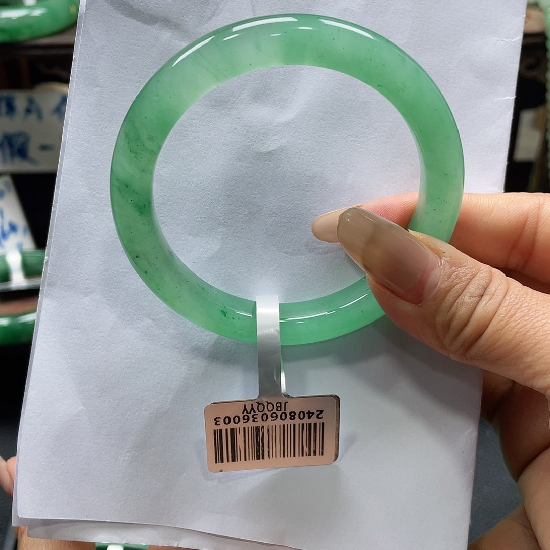 石英质玉手镯未镶嵌m m