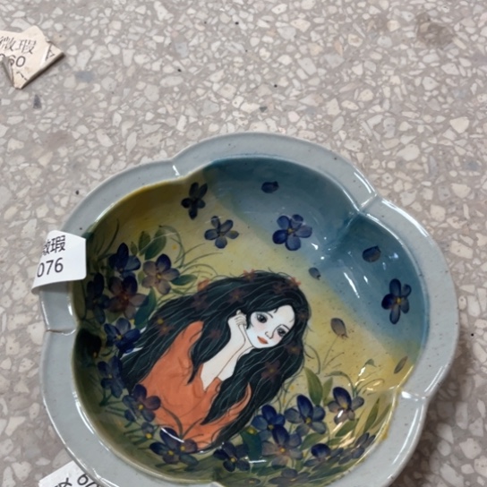 炉景德镇釉下手绘陶瓷 
