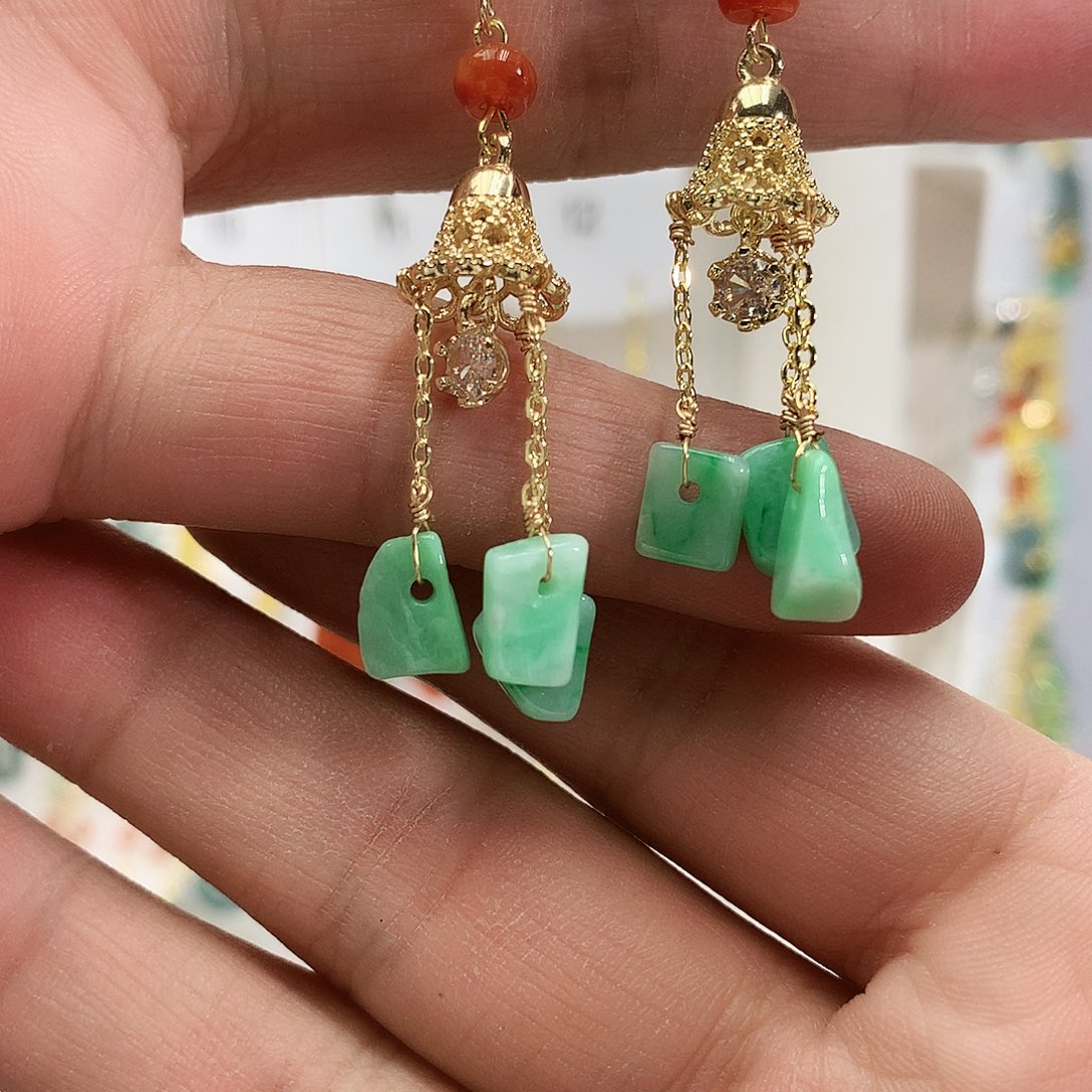 翡翠未镶嵌耳饰22