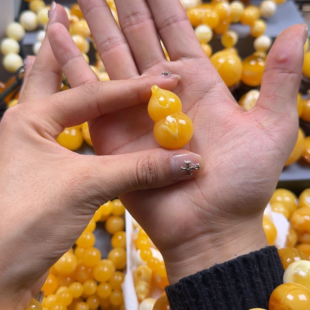 琥珀珠宝奇石未镶嵌葫芦