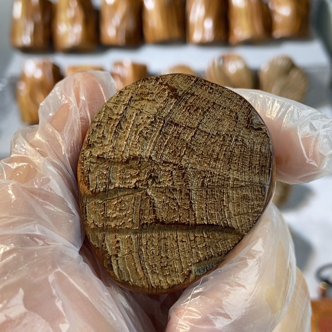 柏木（崖柏）黑骨茬头