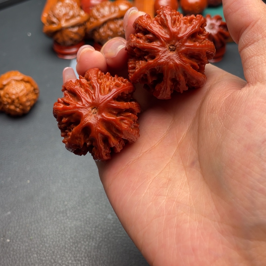 小***⸙把件文玩核桃粗筋