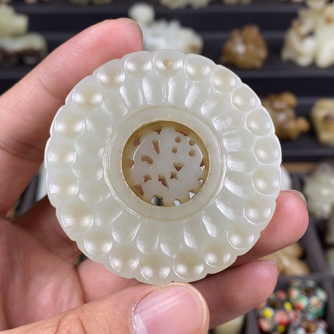 ****》和田玉（糖玉）未镶嵌挂件