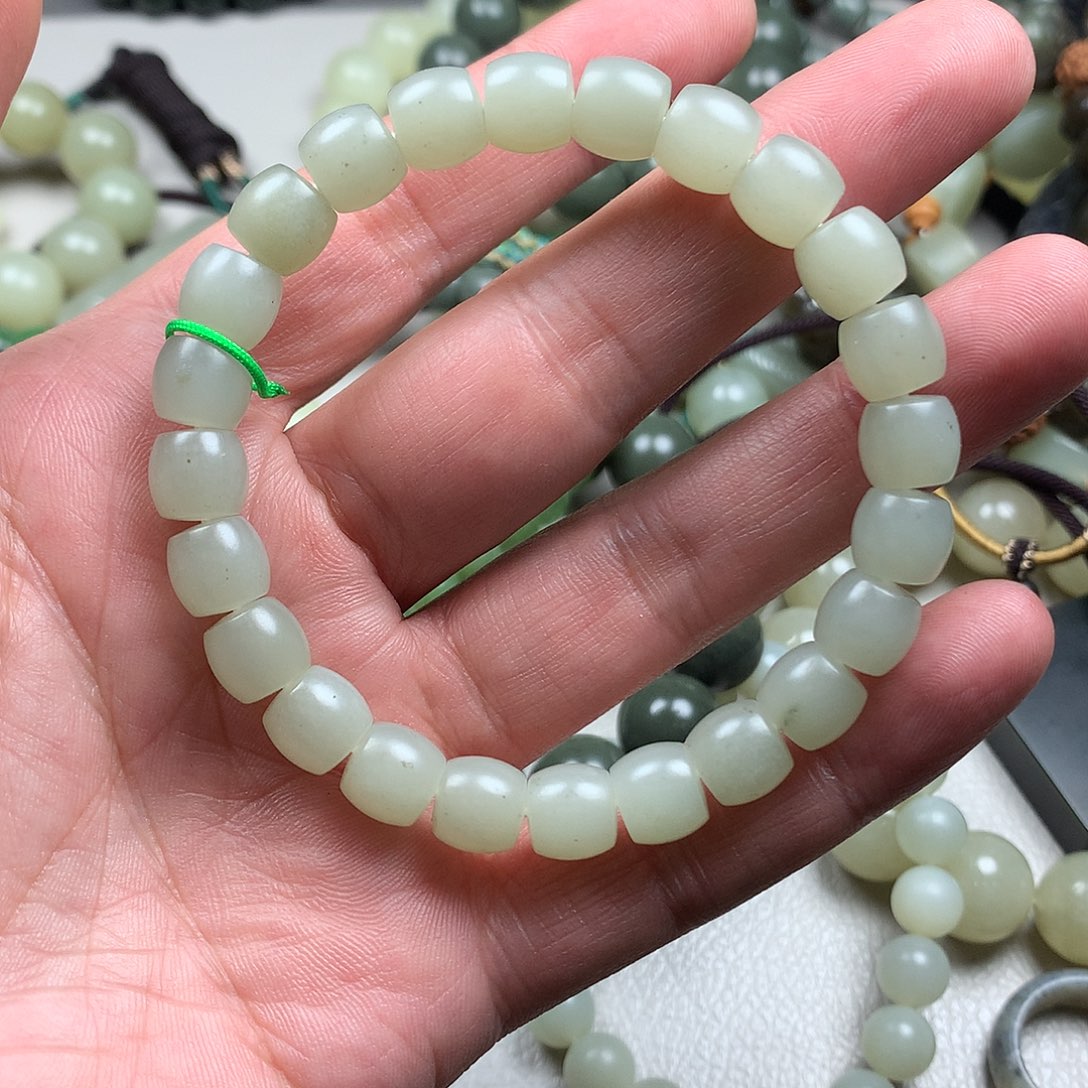 和田玉手链未镶嵌