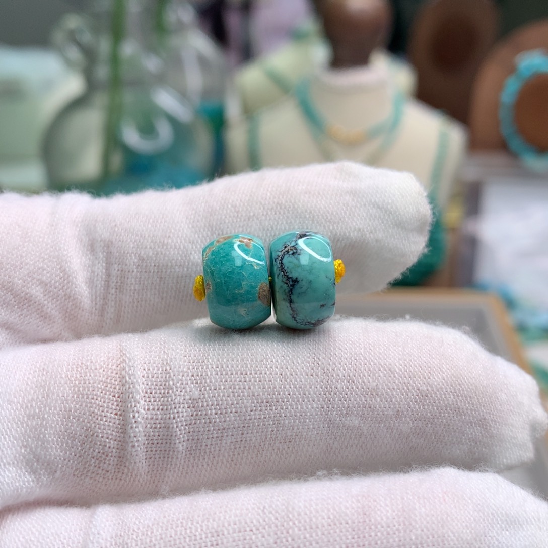 绿松石未镶嵌饰品