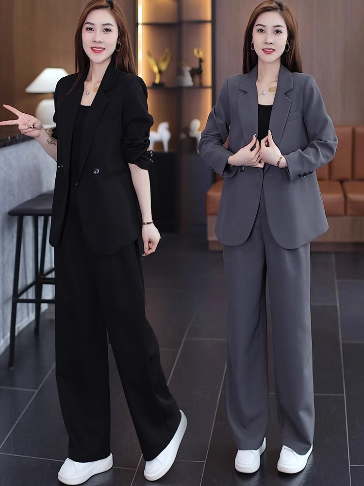 大码设计感休闲西装套装女春季新款洋气显瘦西服外套阔腿裤两件套