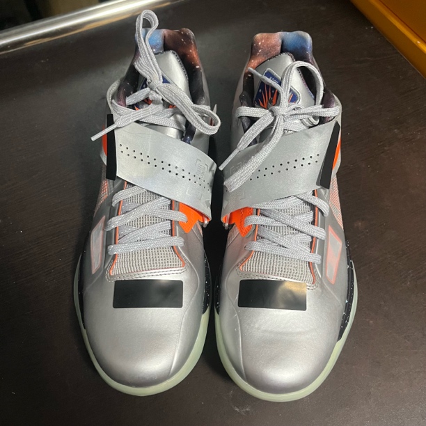 kd4银色 45码无原盒 正品篮球鞋