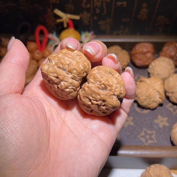 文玩核桃蛤蟆头38