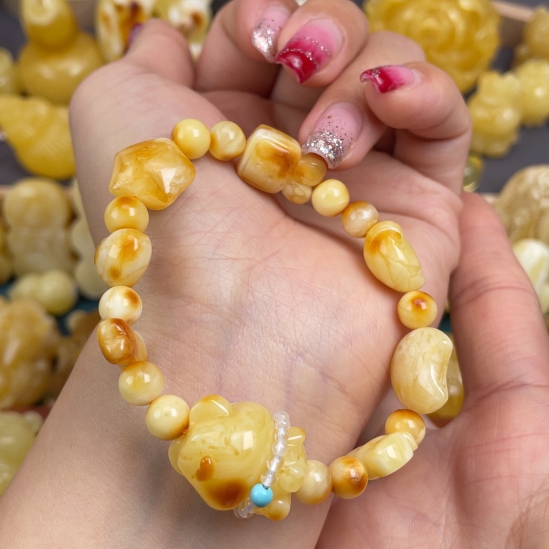 琥珀裸石未镶嵌蜜蜡