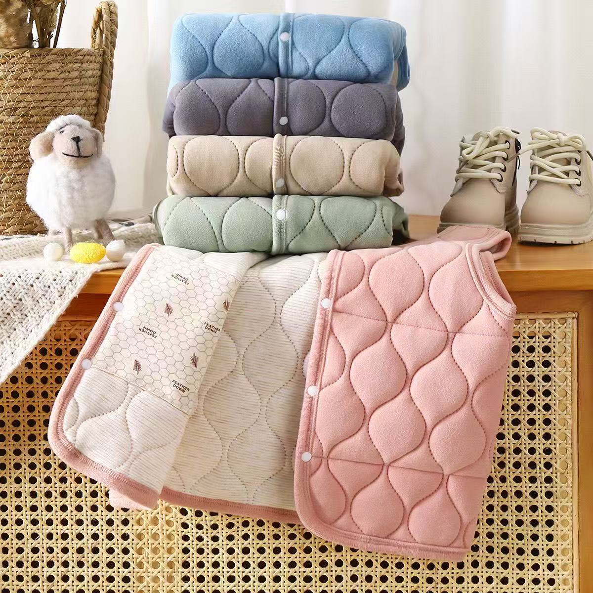 （蚕丝绵羊毛加厚无骨马甲校服神器）儿童保暖上衣马甲三层夹棉秋冬