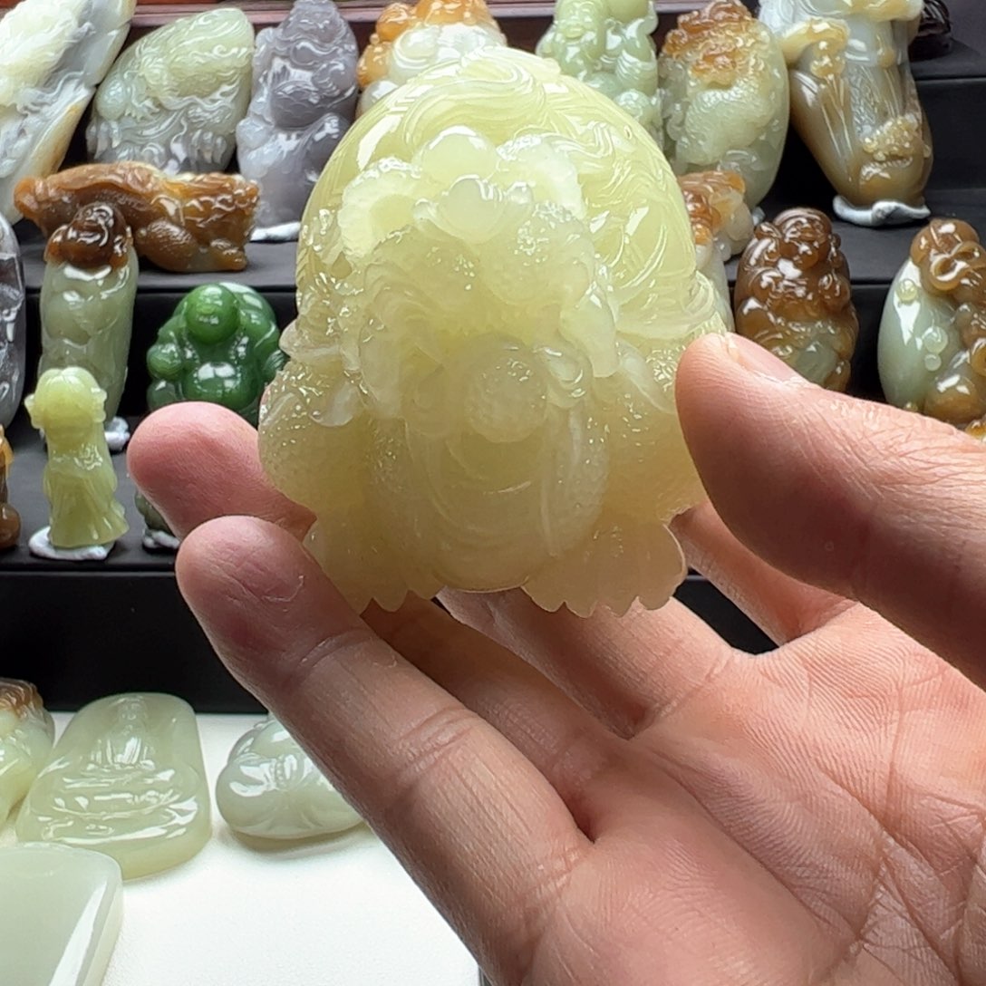 和田玉挂件未镶嵌?****?