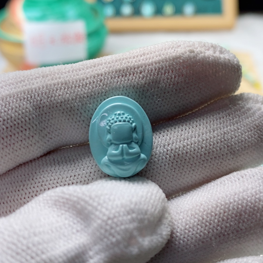 绿松石颈饰未镶嵌