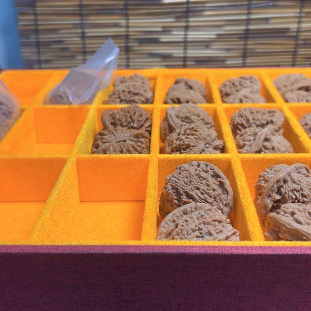 吊坠文玩核桃?**?核桃