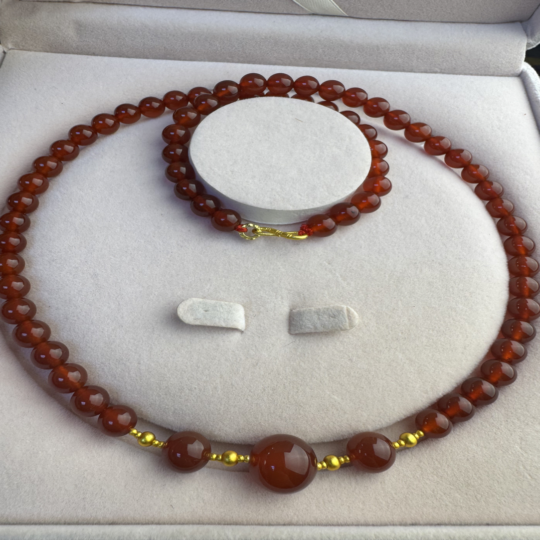 玛瑙玉髓红红火火吊坠多样性随机发一