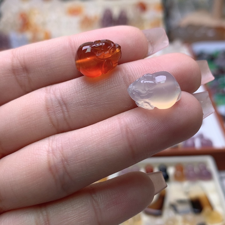 玛瑙/玉髓未镶嵌玛瑙金蟾